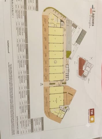 Erhverv til leje i Torrevieja med garage - € 1.300 (Ref: 9946277)