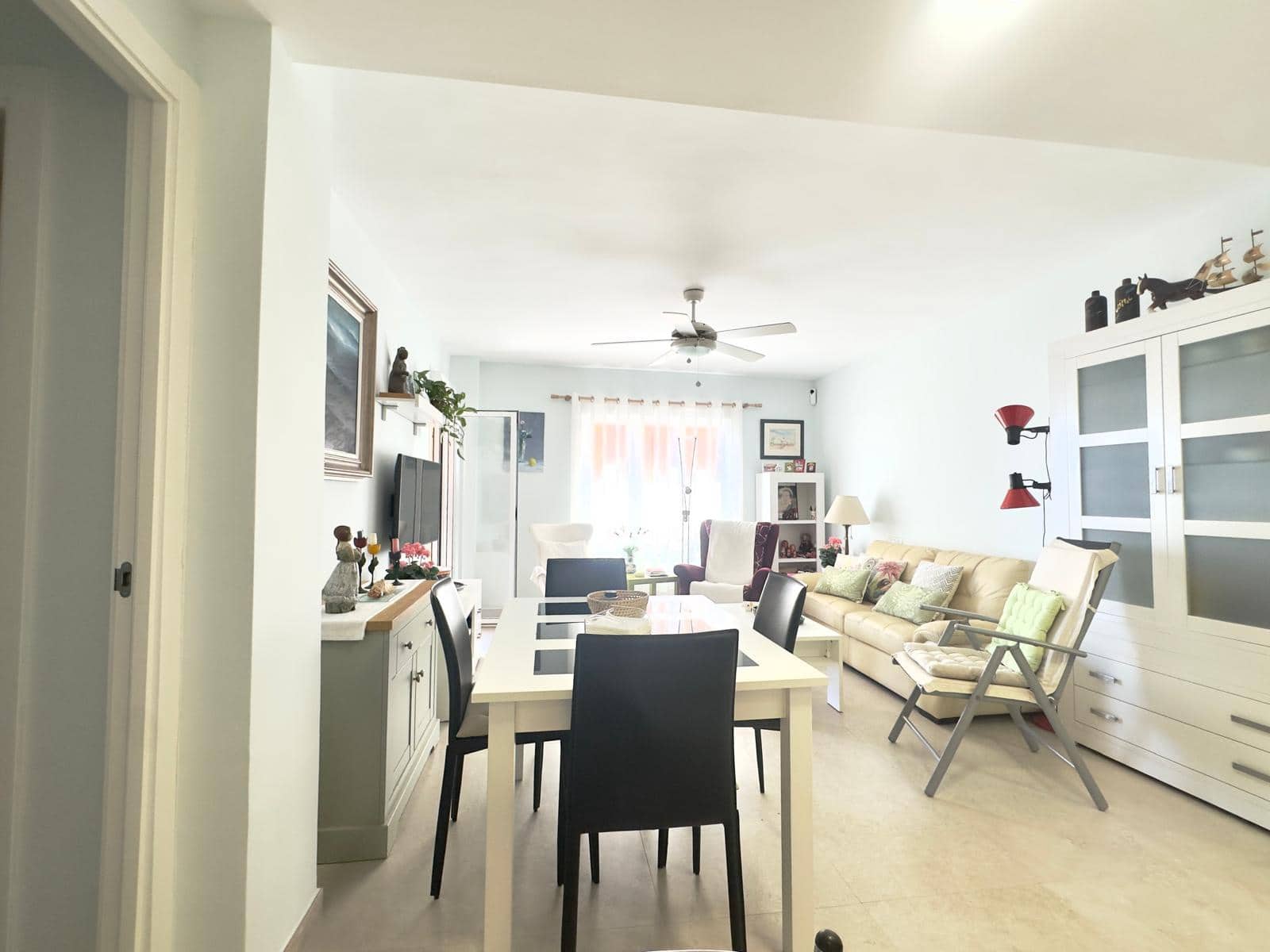 3 camera da letto Appartamento da affittare in Torrevieja - 700 € (Rif: 9946278)