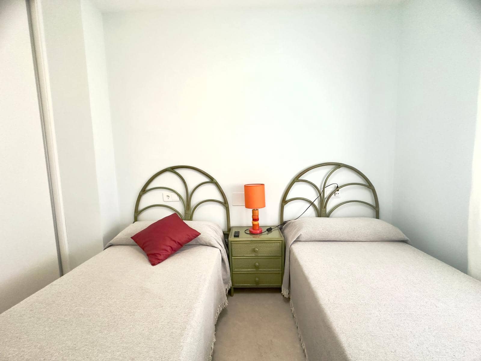 3 camera da letto Appartamento da affittare in Torrevieja - 700 € (Rif: 9946278)