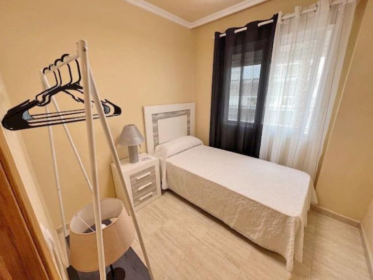 2 sovrum Lägenhet till salu i Guardamar del Segura med pool garage - 155 000 € (Ref: 9946279)