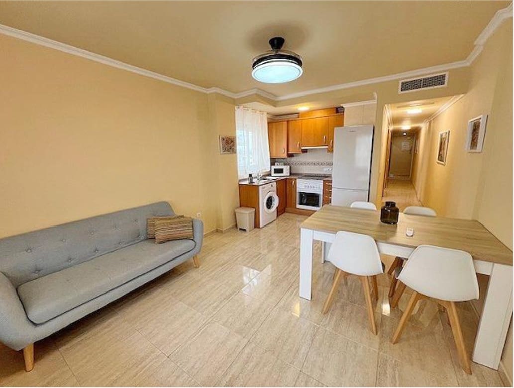 2 sovrum Lägenhet till salu i Guardamar del Segura med pool garage - 155 000 € (Ref: 9946279)