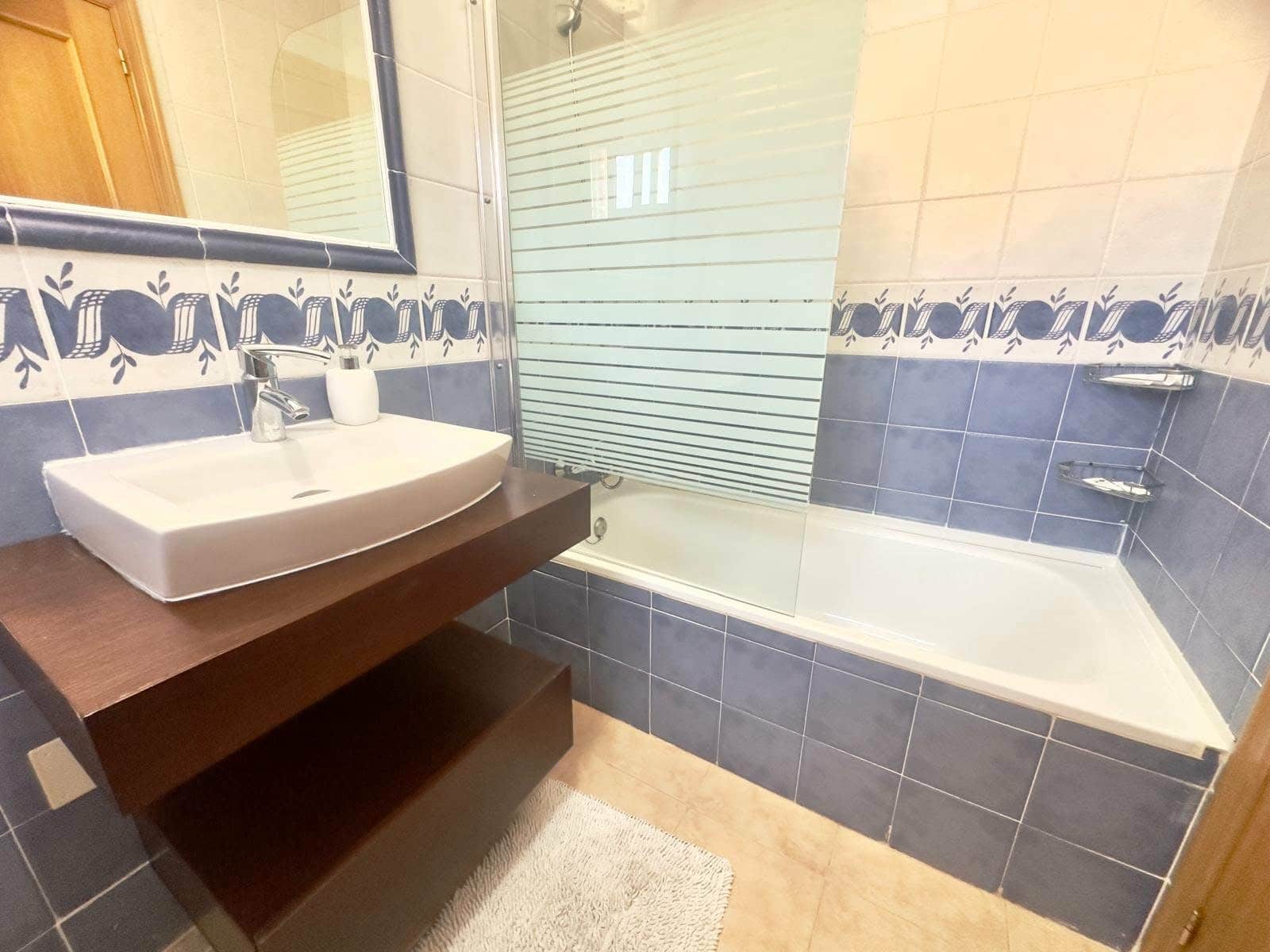 3 quarto Moradia Geminada para arrendar em San Fulgencio com piscina - 1 500 € (Ref: 9946287)