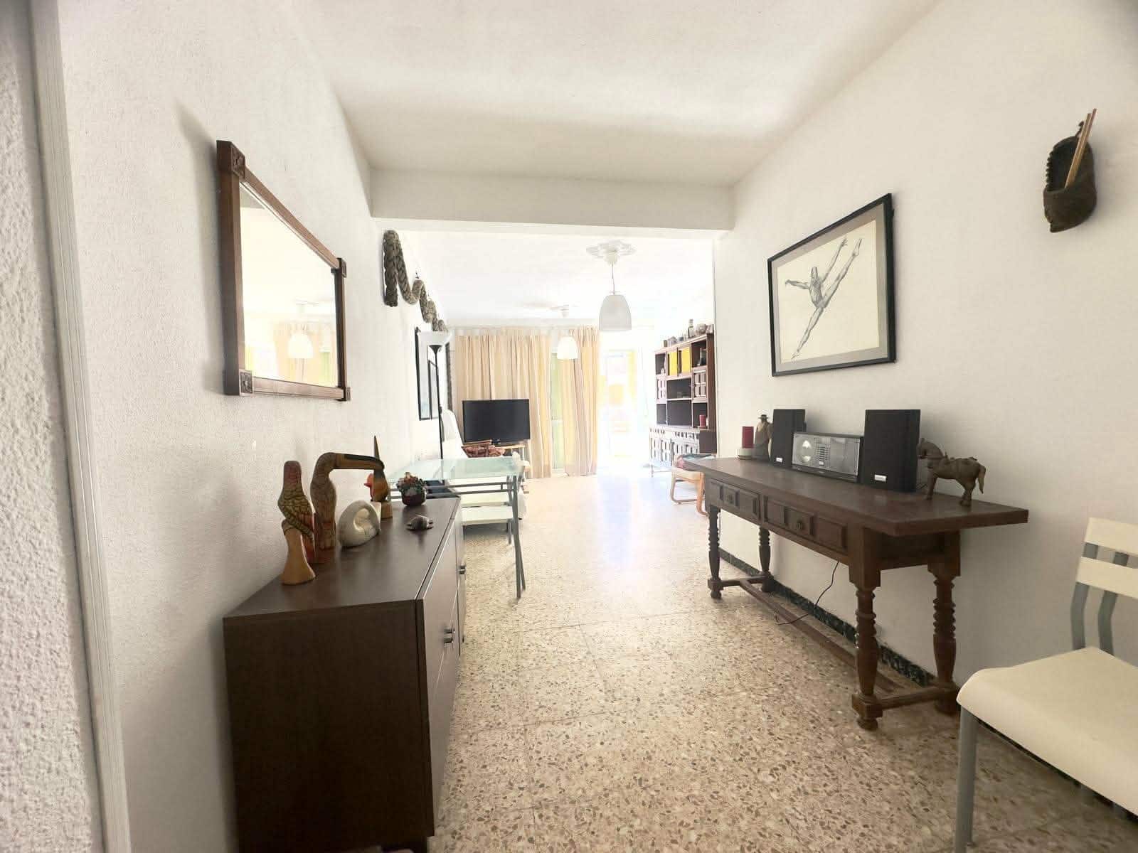 Apartamento de 2 habitaciones en Guardamar del Segura en venta - 175.000 € (Ref: 9946288)