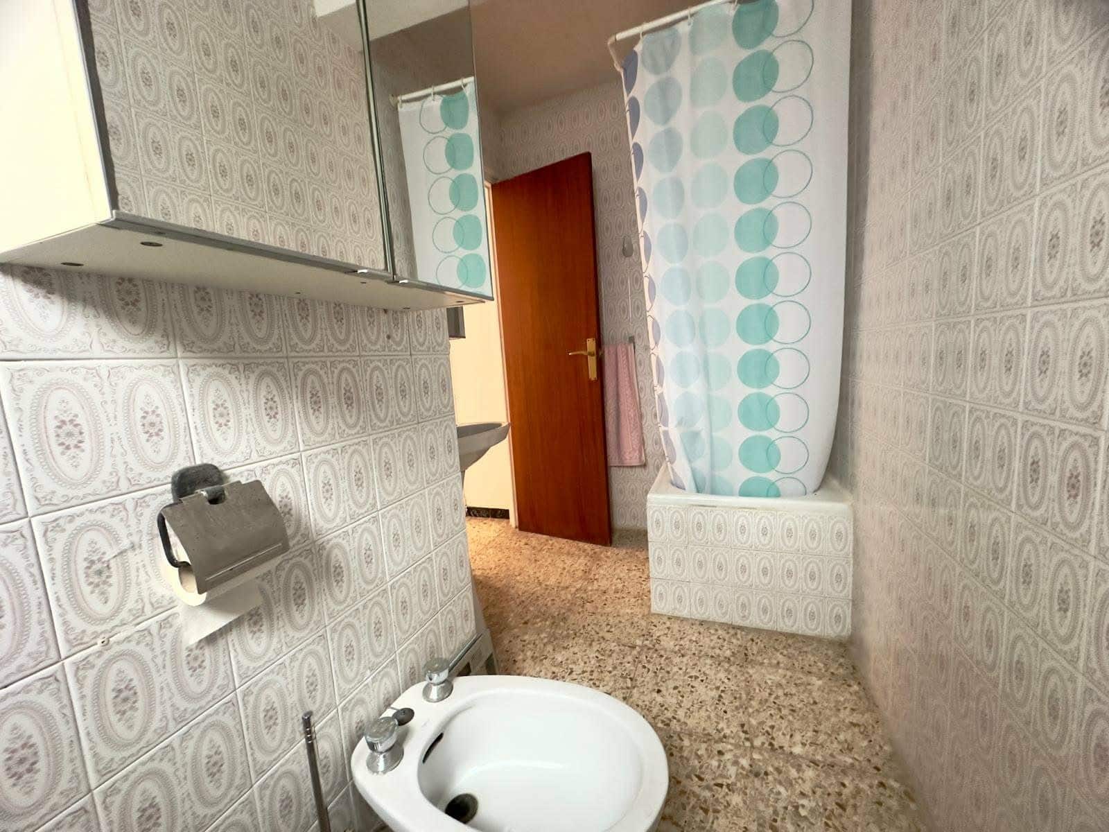 Apartamento de 2 habitaciones en Guardamar del Segura en venta - 175.000 € (Ref: 9946288)
