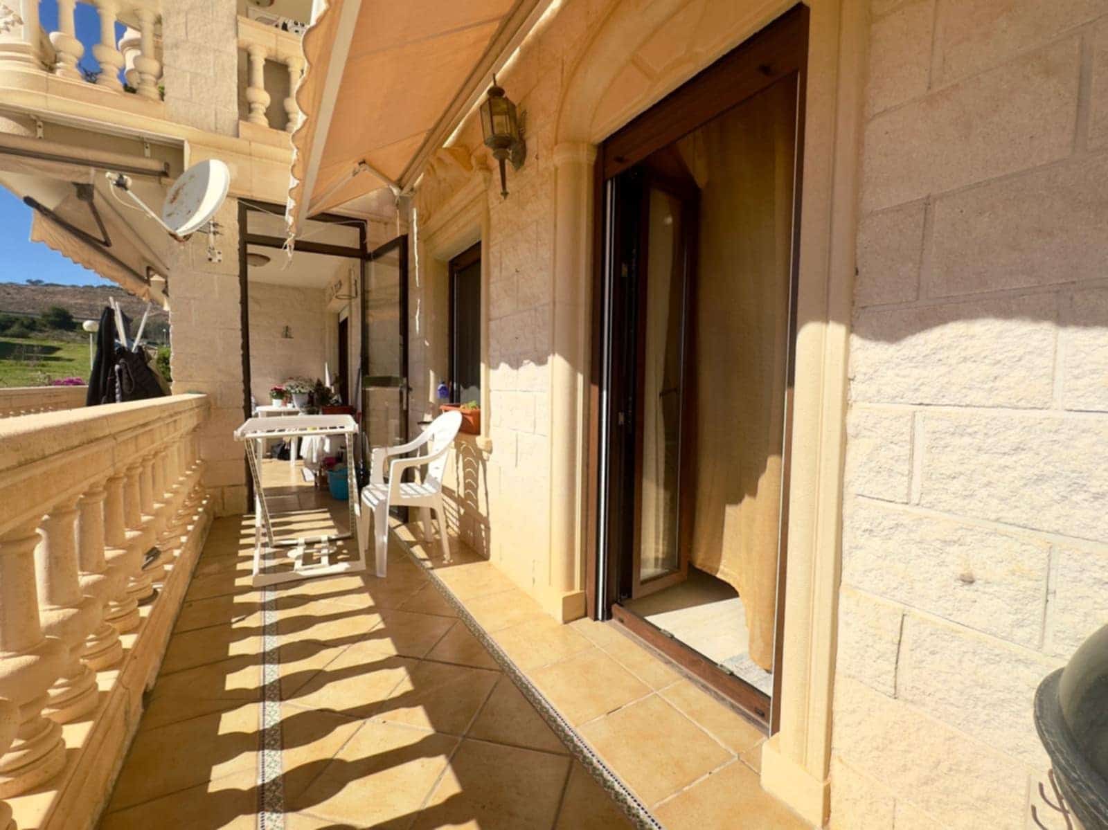 2 sovrum Lägenhet till salu i Guardamar del Segura med pool garage - 230 000 € (Ref: 9946289)