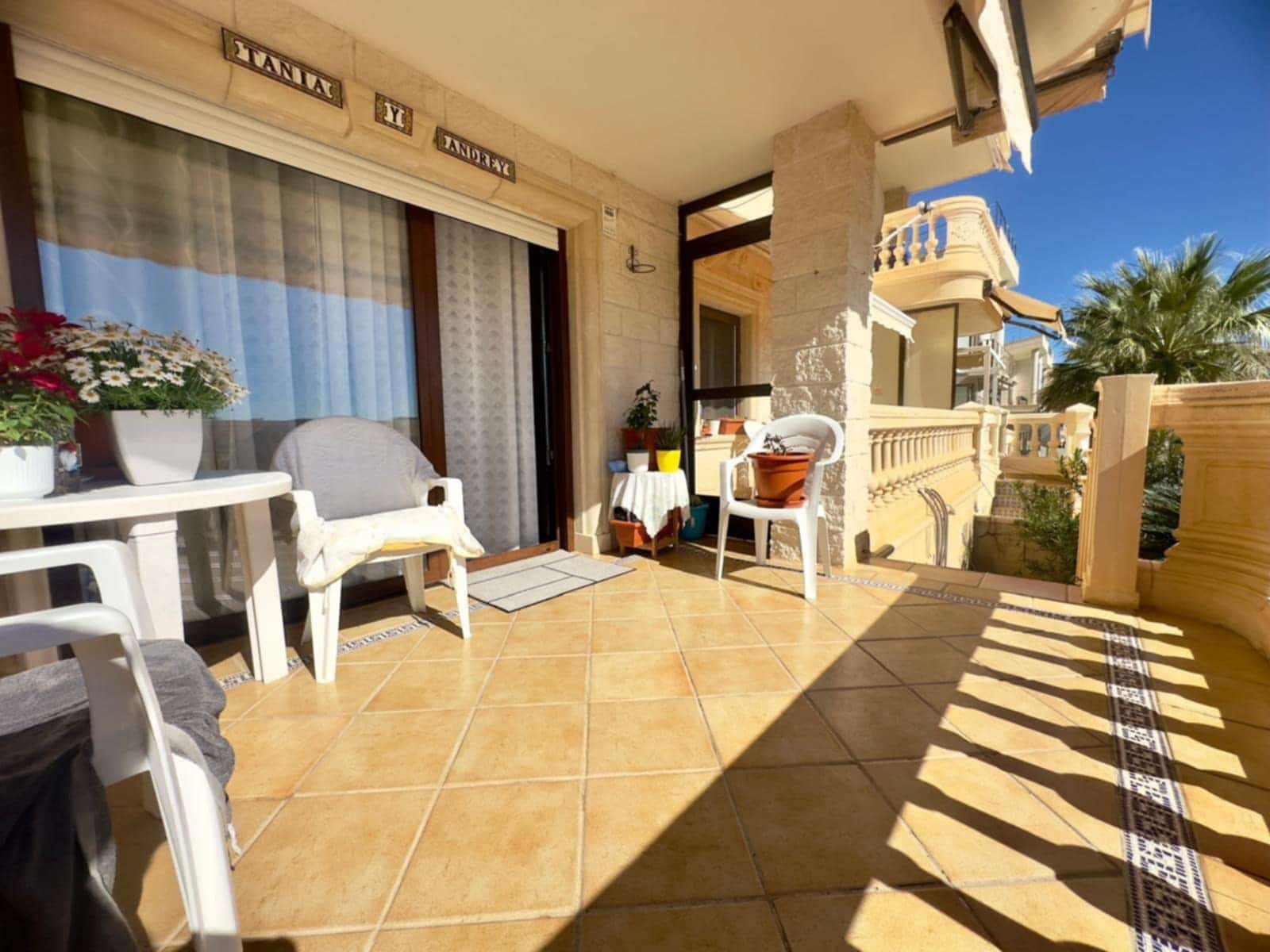2 sovrum Lägenhet till salu i Guardamar del Segura med pool garage - 230 000 € (Ref: 9946289)