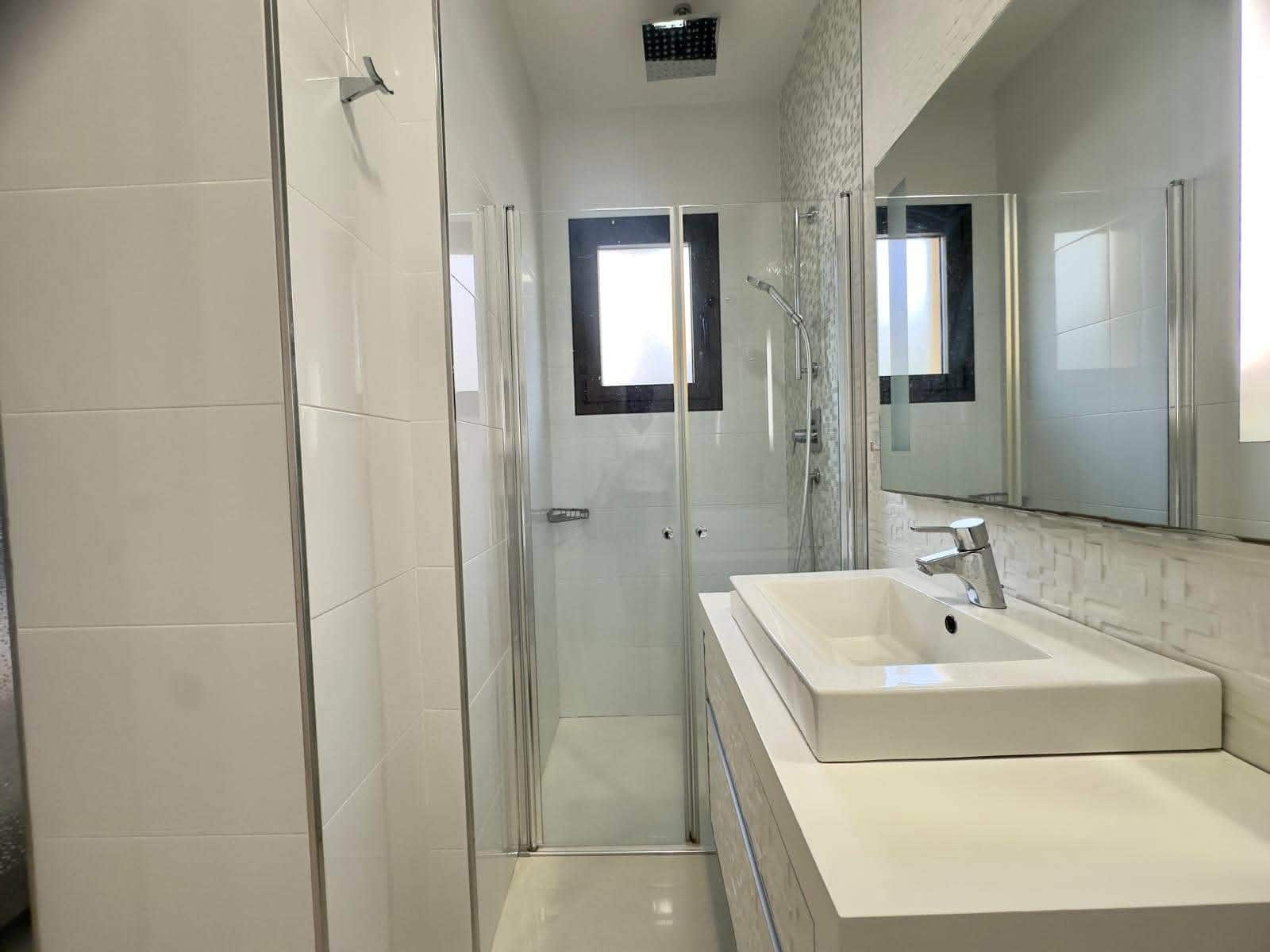 2 sovrum Lägenhet till salu i Guardamar del Segura med pool garage - 245 000 € (Ref: 9946290)
