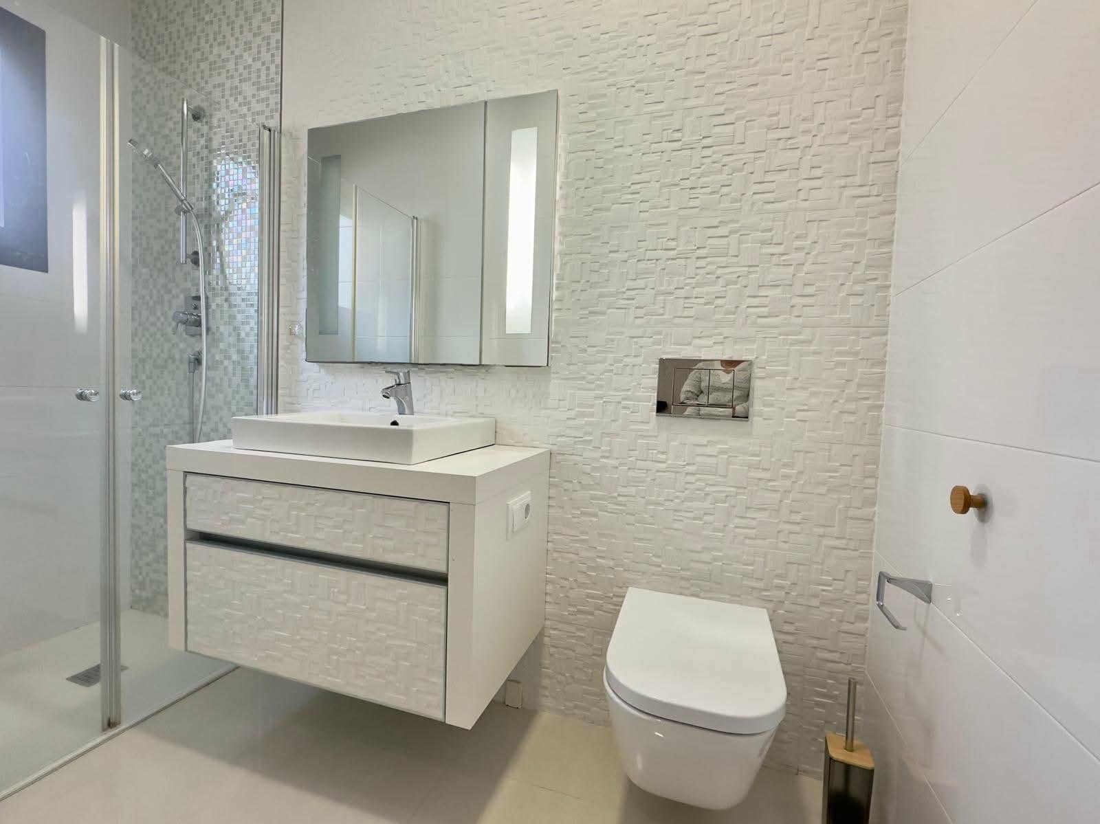 2 sovrum Lägenhet till salu i Guardamar del Segura med pool garage - 245 000 € (Ref: 9946290)