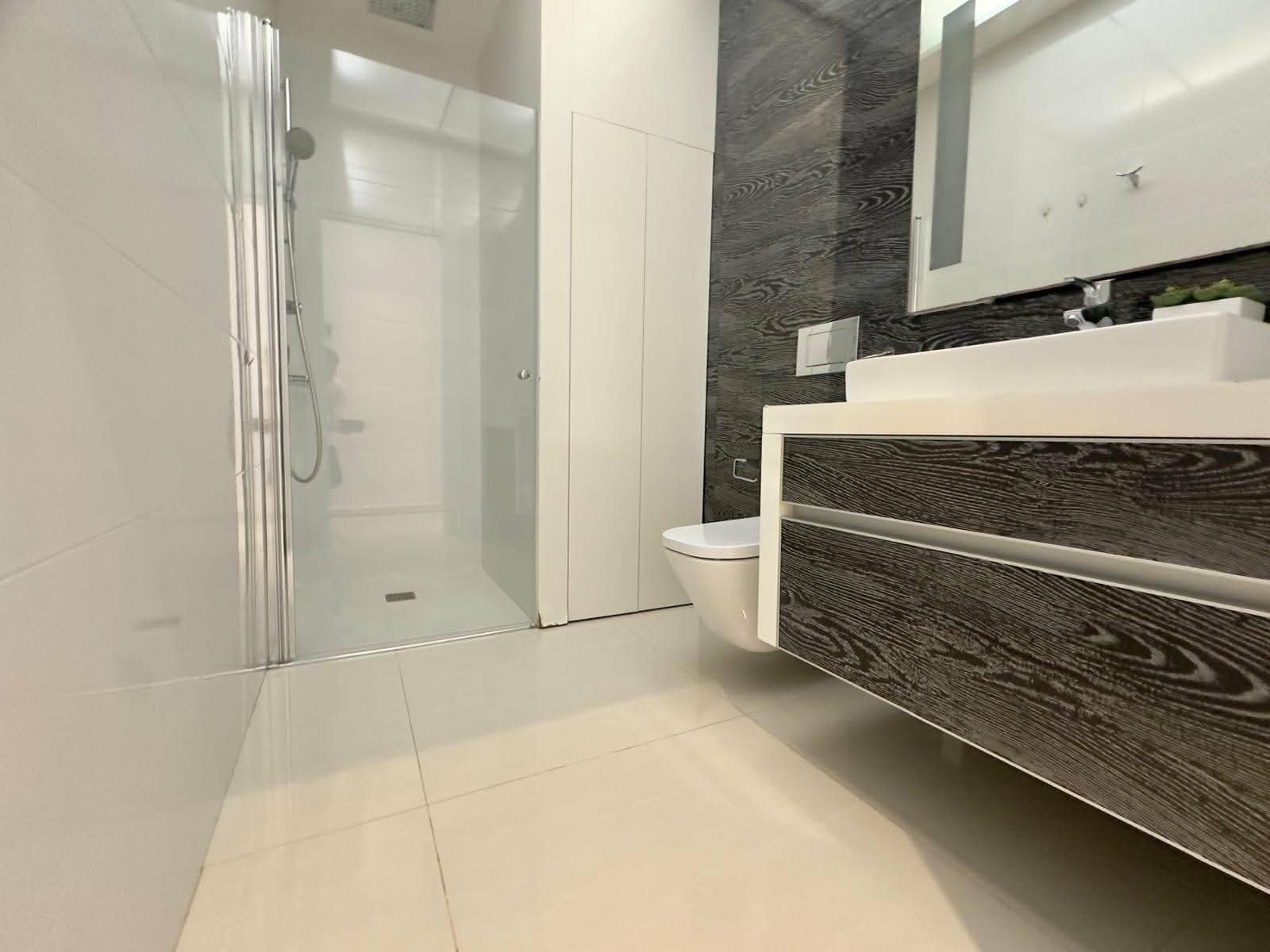 2 sovrum Lägenhet till salu i Guardamar del Segura med pool garage - 245 000 € (Ref: 9946290)