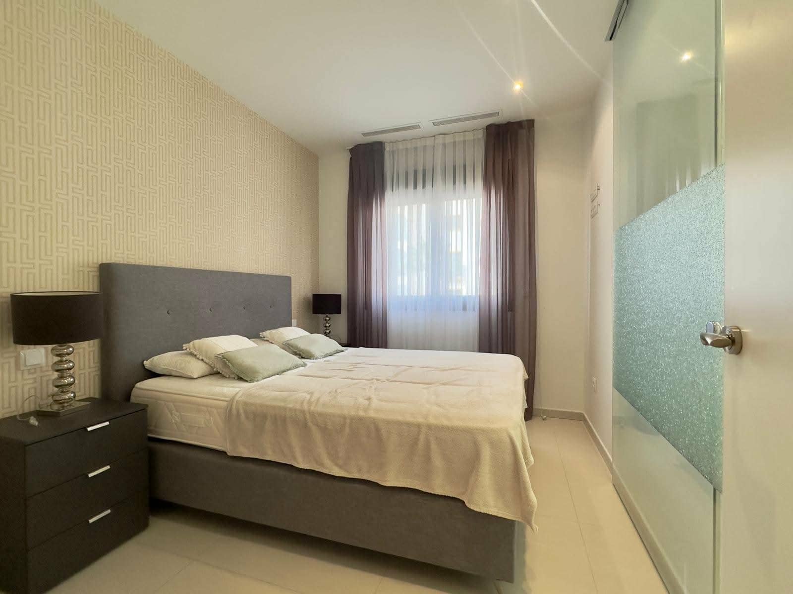 2 sovrum Lägenhet till salu i Guardamar del Segura med pool garage - 245 000 € (Ref: 9946290)