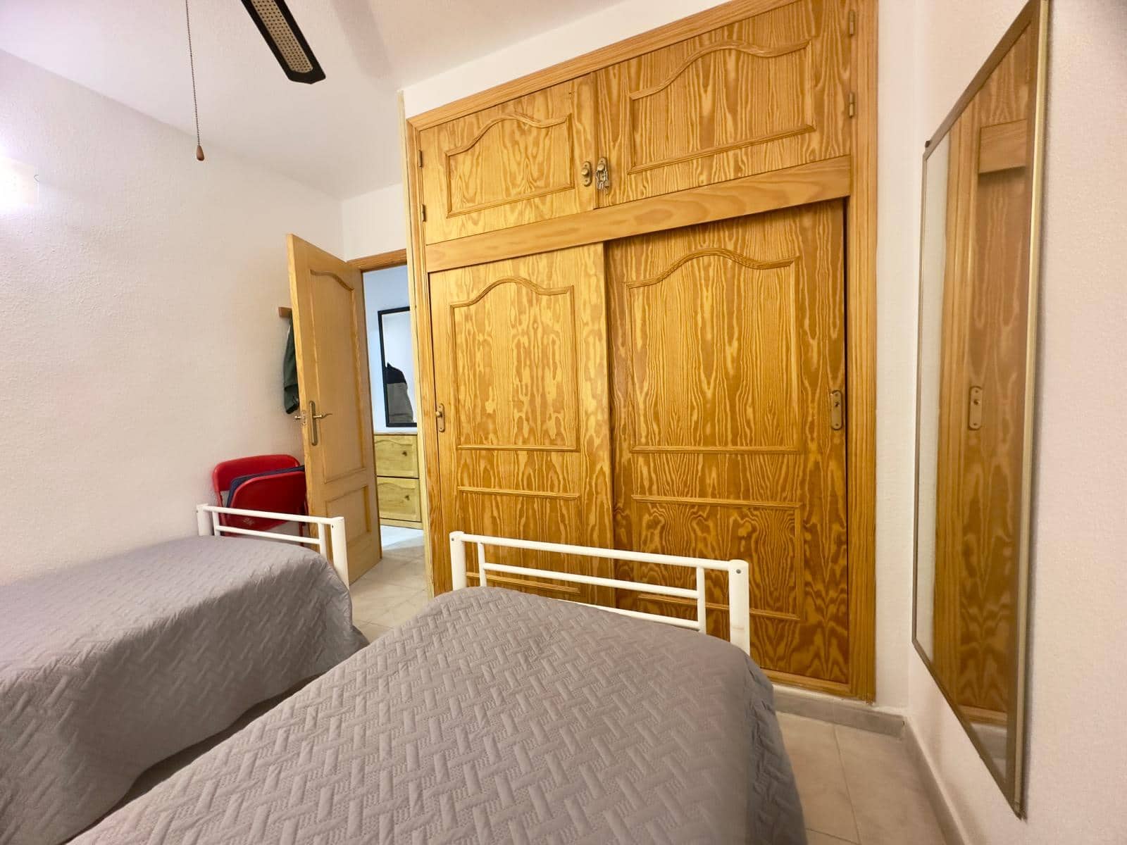 Appartement de 2 chambres à louer à Guardamar del Segura avec piscine - 580 € (Ref: 9946291)
