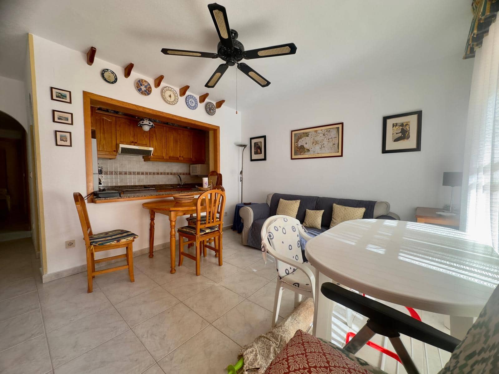 Appartement de 2 chambres à louer à Guardamar del Segura avec piscine - 580 € (Ref: 9946291)