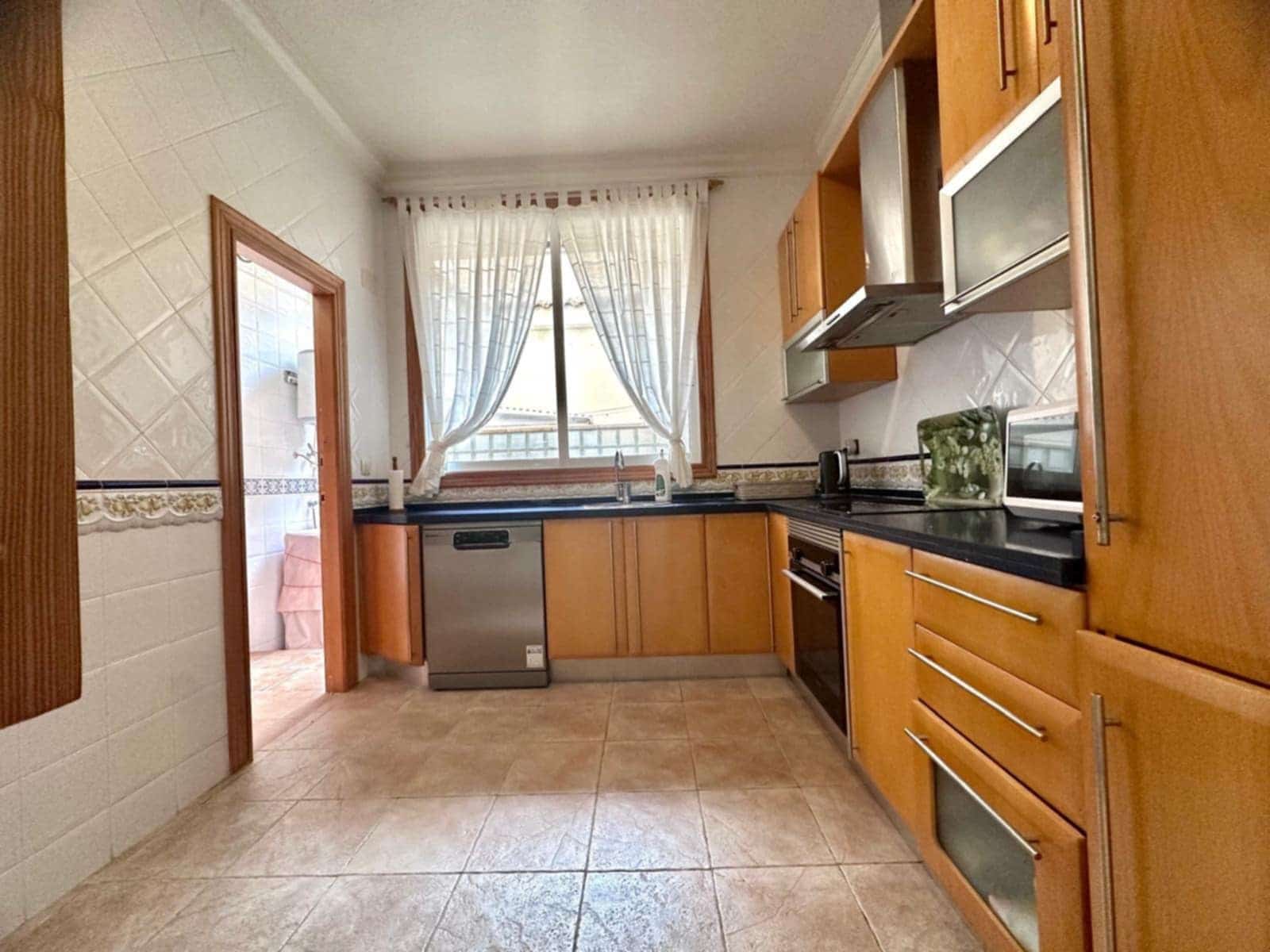 3 bedroom Apartment for sale in Guardamar del Segura - € 269,000 (Ref: 9946292)