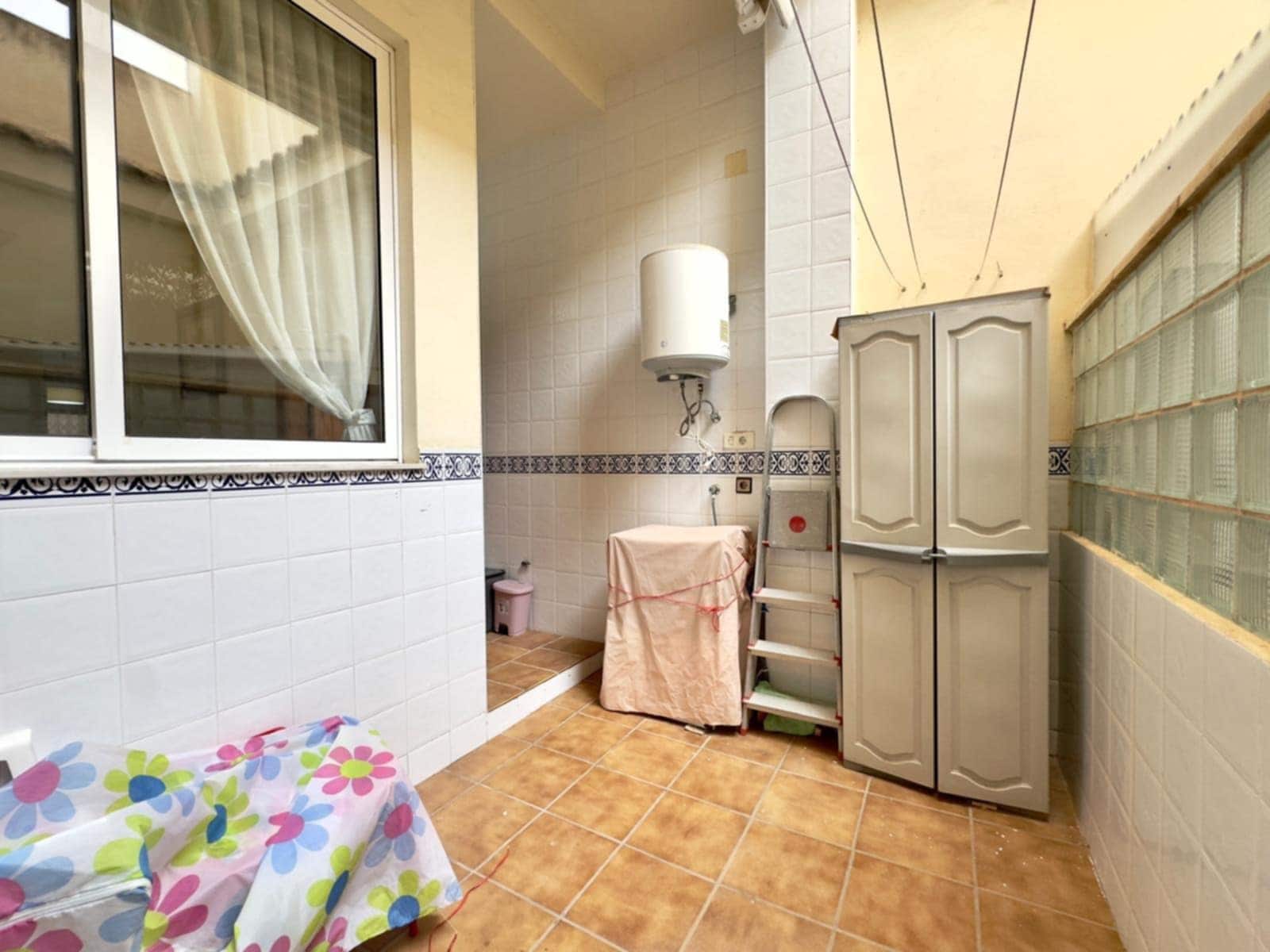3 bedroom Apartment for sale in Guardamar del Segura - € 269,000 (Ref: 9946292)