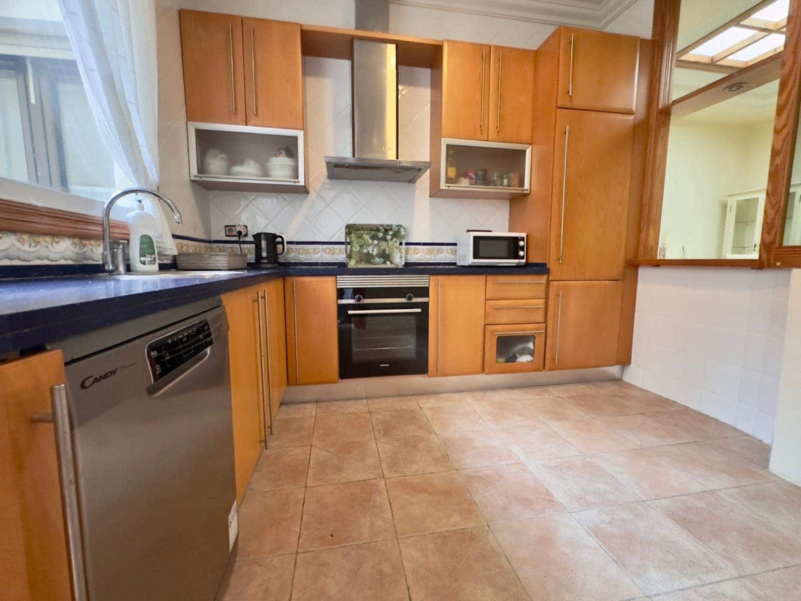 3 bedroom Apartment for sale in Guardamar del Segura - € 269,000 (Ref: 9946292)