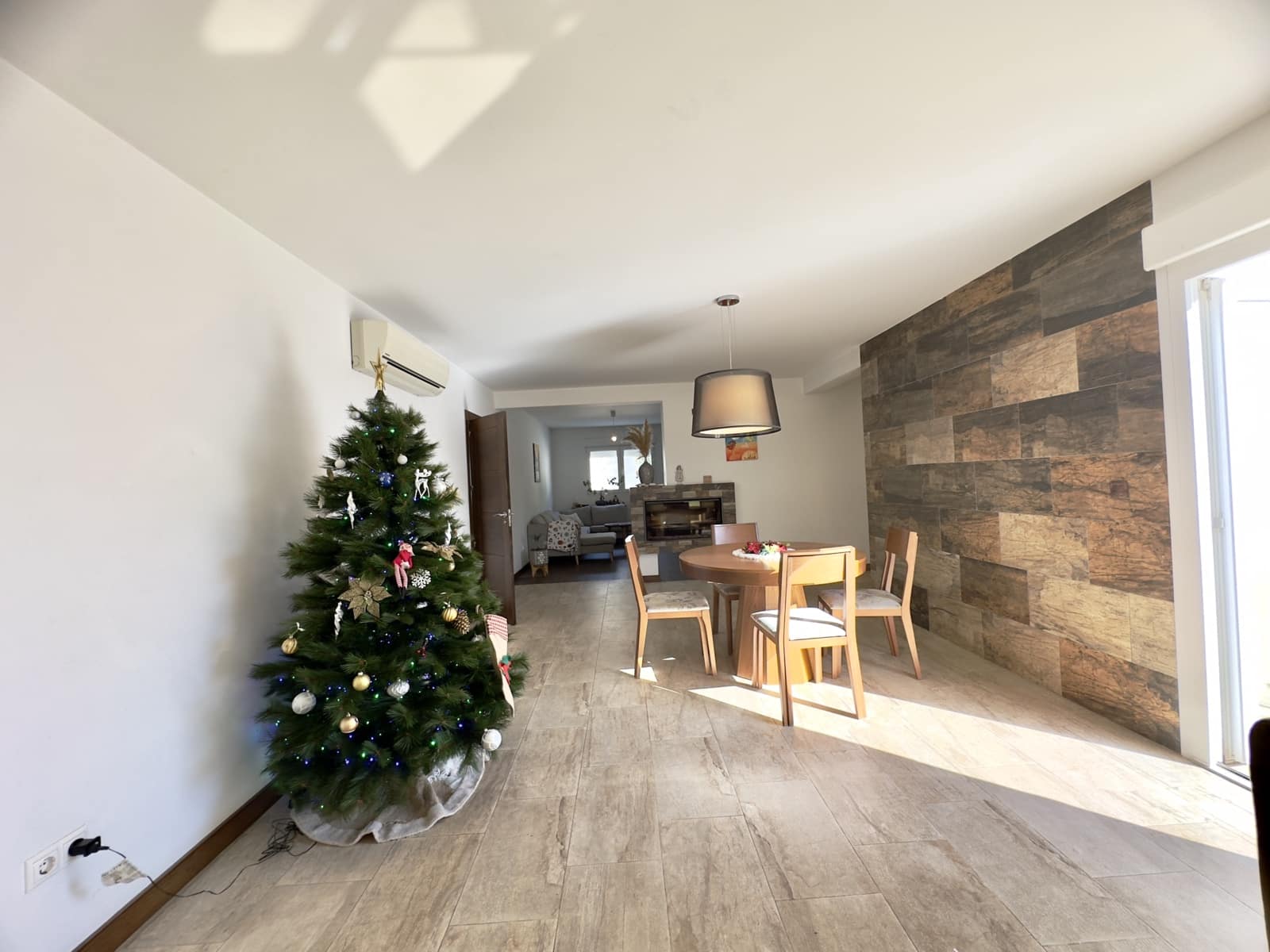 4 soveværelse Villa til salg i Ciudad Quesada med swimmingpool garage - € 549.800 (Ref: 9946293)