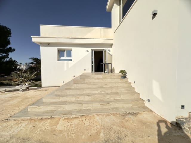 4 soveværelse Villa til salg i Ciudad Quesada, Rojales med swimmingpool garage - € 549.800 (Ref: 9946293)