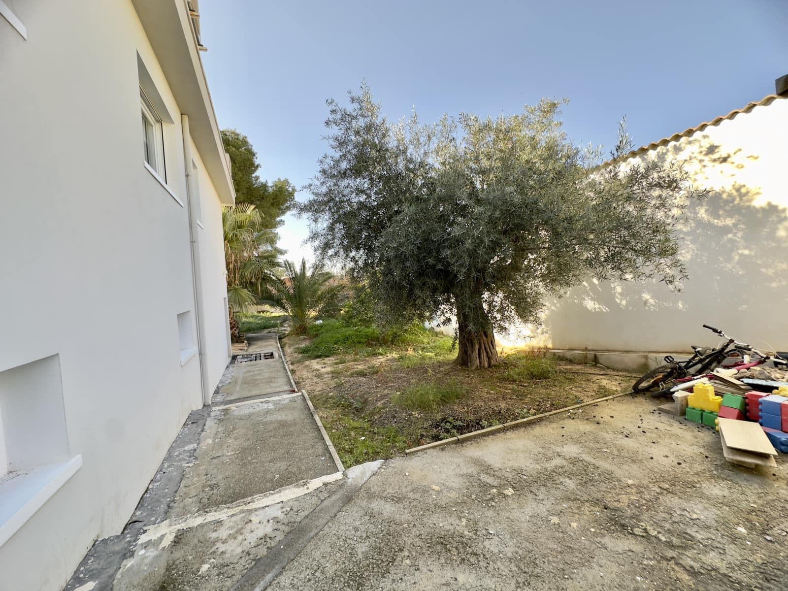 4 soveværelse Villa til salg i Ciudad Quesada med swimmingpool garage - € 549.800 (Ref: 9946293)