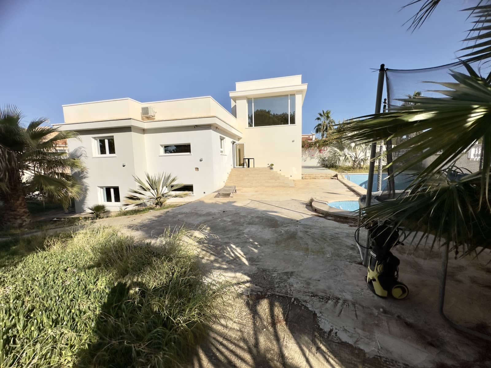 4 soveværelse Villa til salg i Ciudad Quesada med swimmingpool garage - € 549.800 (Ref: 9946293)