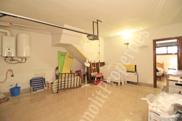 4 soverom Leilighet til leie i Guardamar del Segura med garasje - € 1 100 (Ref: 9948874)