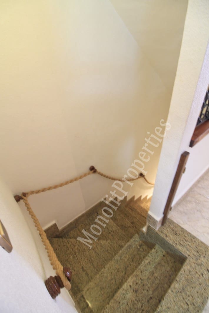 4 soverom Leilighet til leie i Guardamar del Segura med garasje - € 1 100 (Ref: 9948874)