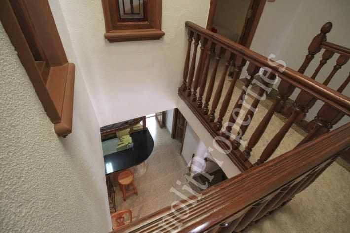 4 soverom Leilighet til leie i Guardamar del Segura med garasje - € 1 100 (Ref: 9948874)