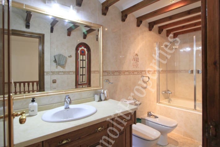 4 soverom Leilighet til leie i Guardamar del Segura med garasje - € 1 100 (Ref: 9948874)