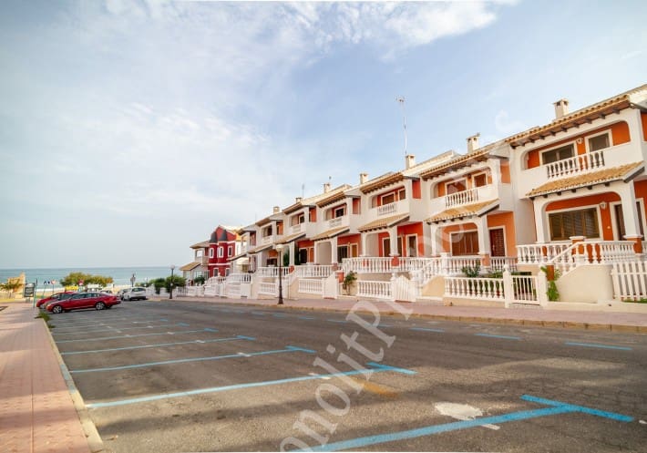4 soverom Leilighet til leie i Guardamar del Segura med garasje - € 1 100 (Ref: 9948874)