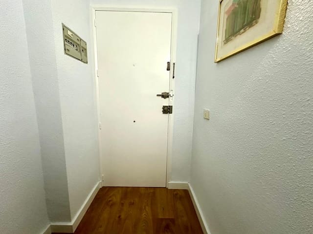 3 makuuhuone Huoneisto vuokrattavana paikassa Centro - Muelle Pesquero, Torrevieja mukana 
autotalli - 800 € (Ref: 9956566)