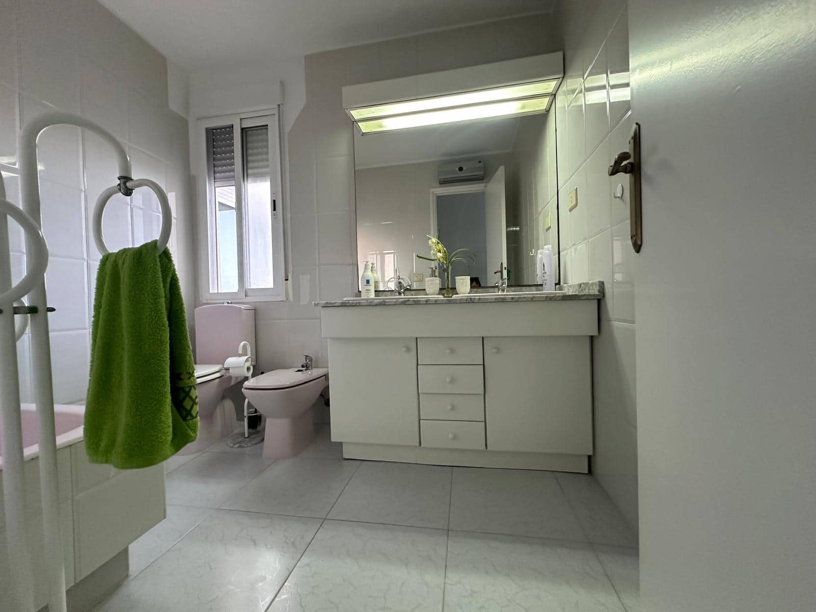 3 makuuhuone Huoneisto vuokrattavana paikassa Torrevieja mukana 
autotalli - 800 € (Ref: 9956566)