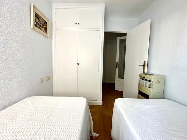 3 makuuhuone Huoneisto vuokrattavana paikassa Centro - Muelle Pesquero, Torrevieja mukana 
autotalli - 800 € (Ref: 9956566)