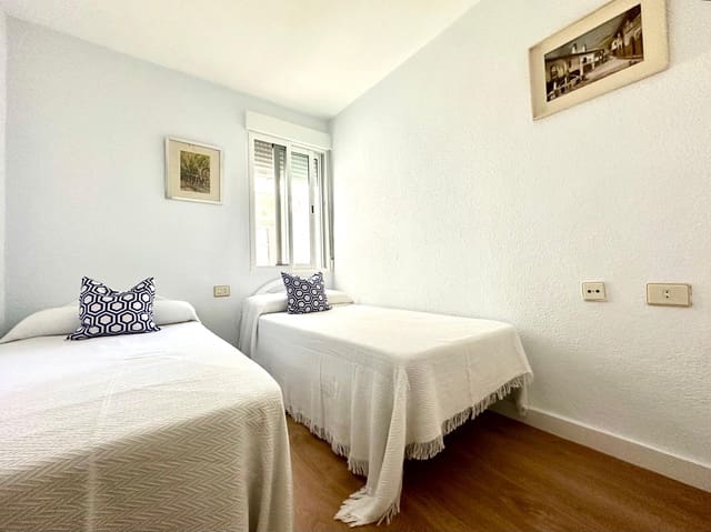 3 makuuhuone Huoneisto vuokrattavana paikassa Centro - Muelle Pesquero, Torrevieja mukana 
autotalli - 800 € (Ref: 9956566)