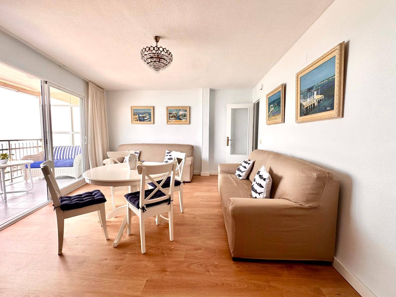 3 makuuhuone Huoneisto vuokrattavana paikassa Torrevieja mukana 
autotalli - 800 € (Ref: 9956566)
