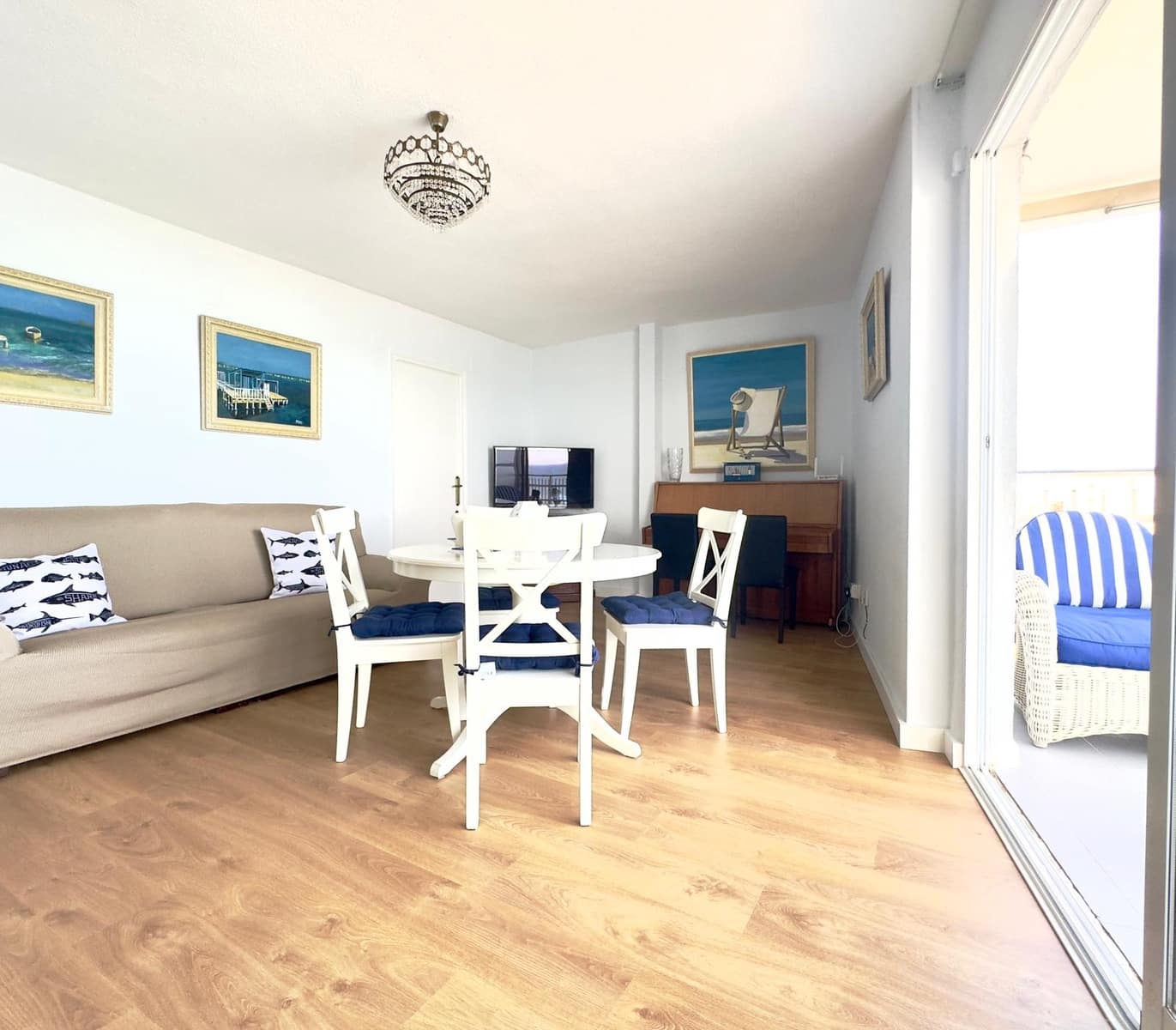 3 makuuhuone Huoneisto vuokrattavana paikassa Torrevieja mukana 
autotalli - 800 € (Ref: 9956566)