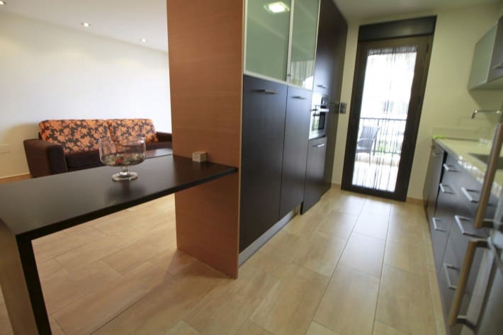 2 bedroom Apartment for rent in Guardamar del Segura with pool garage - € 1,150 (Ref: 9965917)