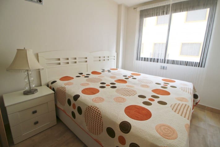 2 bedroom Apartment for rent in Guardamar del Segura with pool garage - € 1,150 (Ref: 9965917)