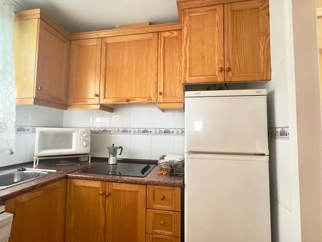 2 soverom Leilighet til leie i Guardamar del Segura - € 650 (Ref: 9967090)