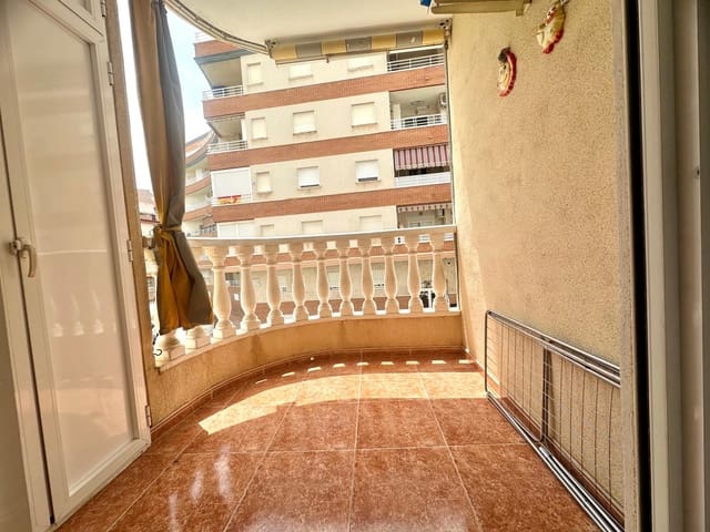 2 soveværelse Lejlighed til leje i Guardamar del Segura - € 650 (Ref: 9967090)