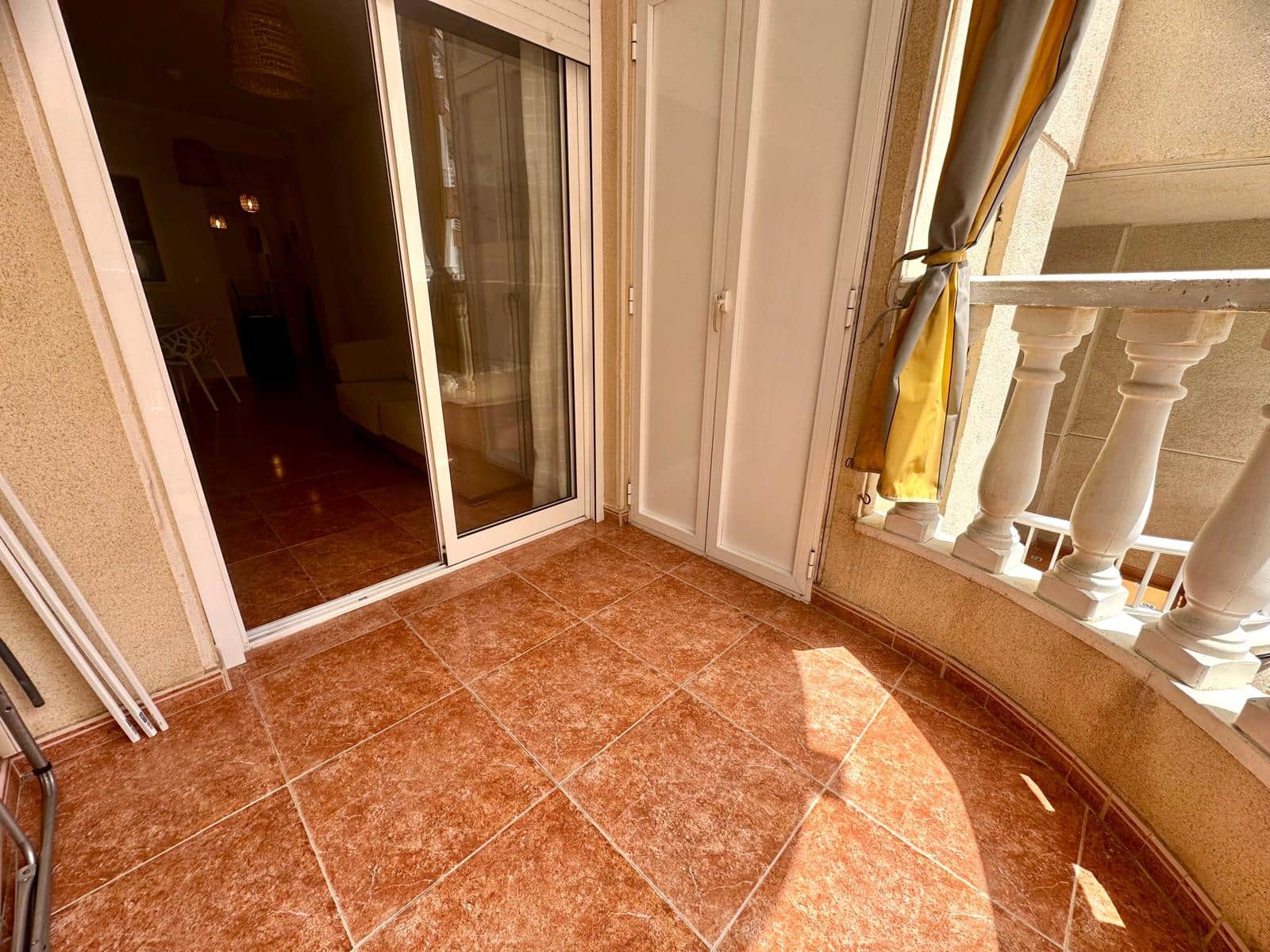 2 bedroom Apartment for rent in Guardamar del Segura - € 650 (Ref: 9967090)