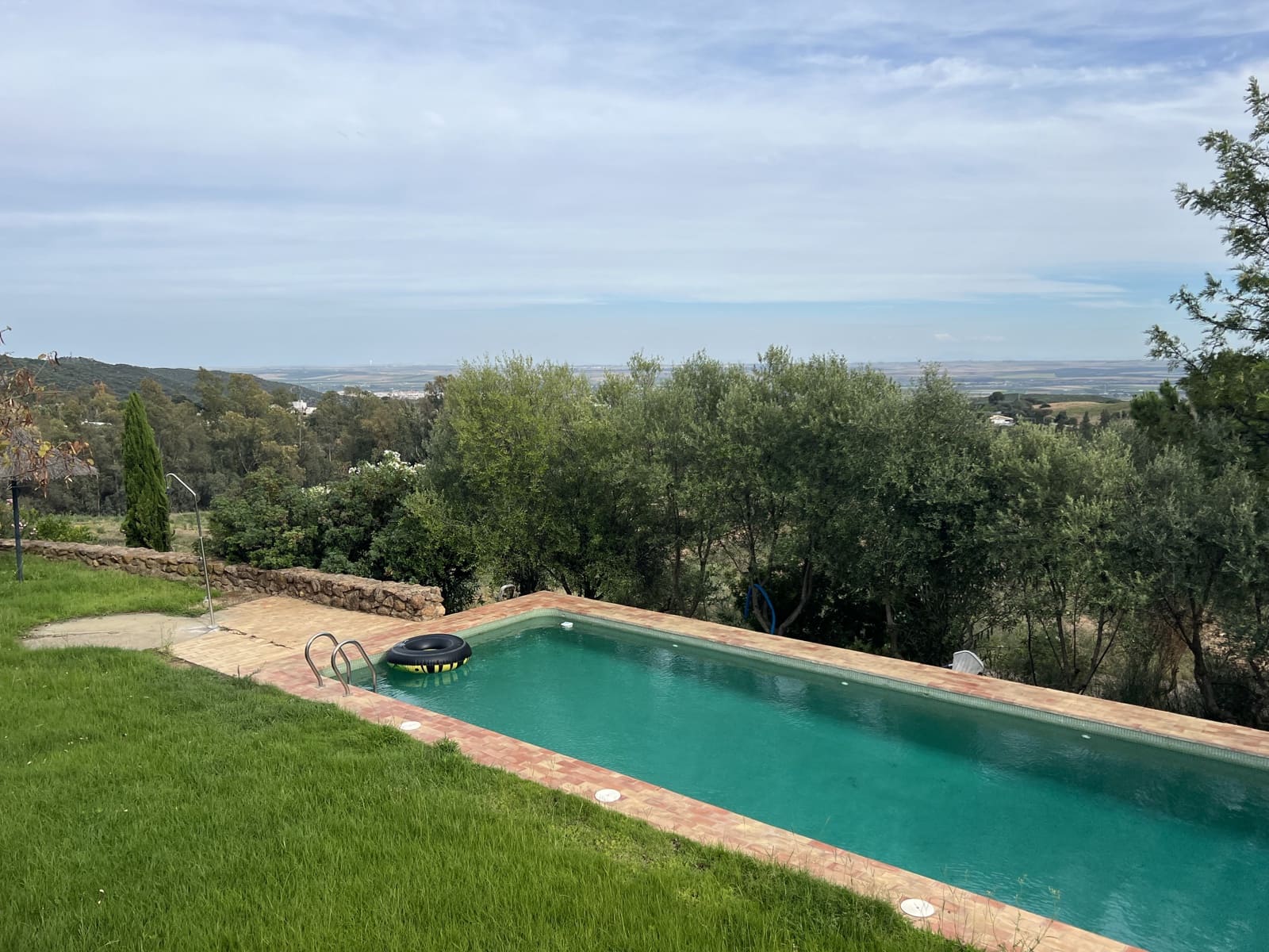 5 soveværelse Finca/Landehus til salg i Lora del Rio med swimmingpool garage - € 2.275.000 (Ref: 7667920)