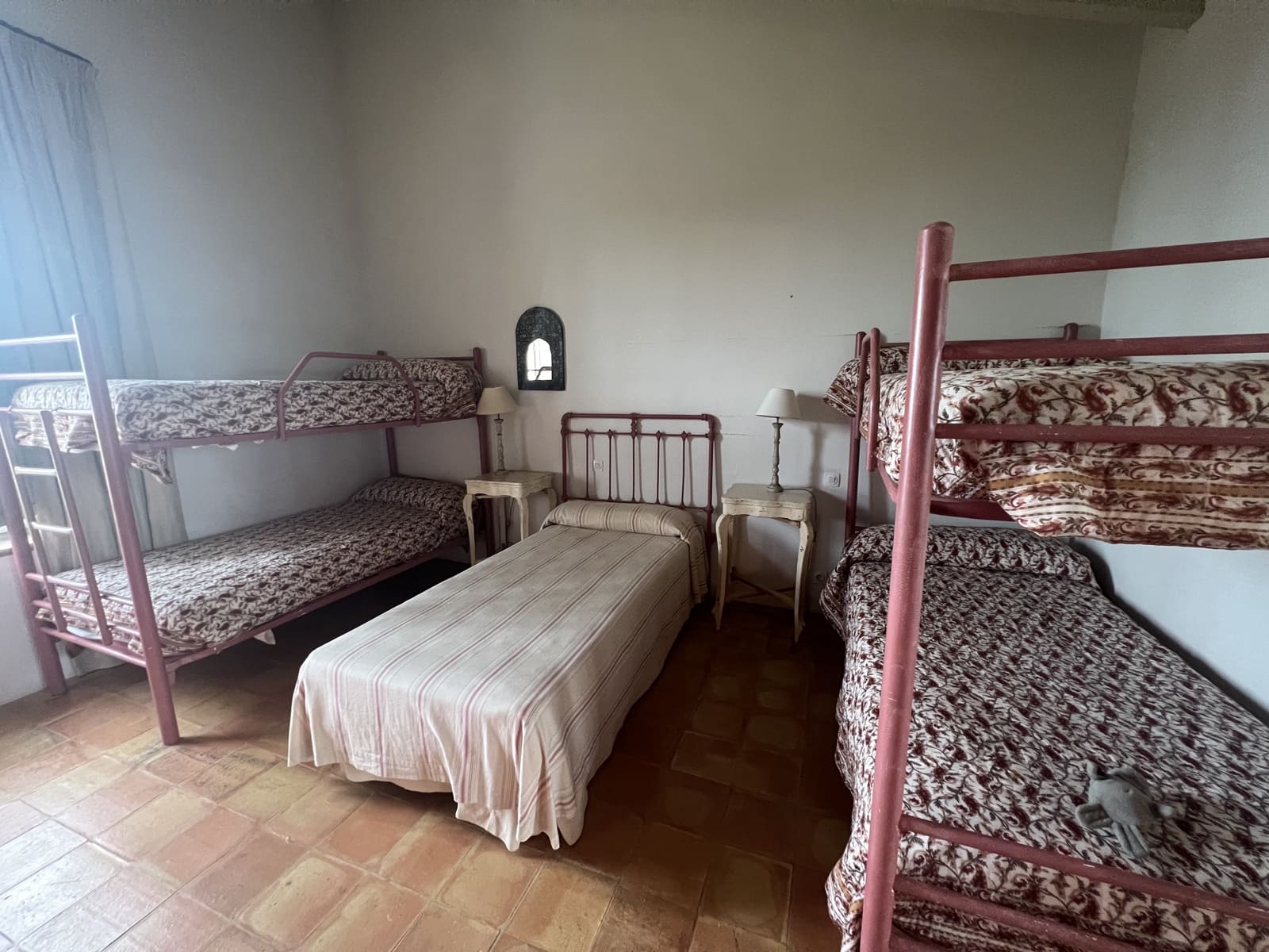 5 soveværelse Finca/Landehus til salg i Lora del Rio med swimmingpool garage - € 2.275.000 (Ref: 7667920)