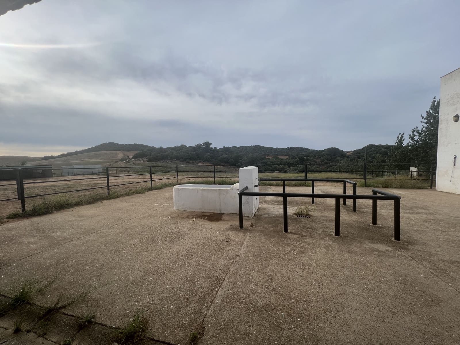 5 soveværelse Finca/Landehus til salg i Lora del Rio med swimmingpool garage - € 2.275.000 (Ref: 7667920)