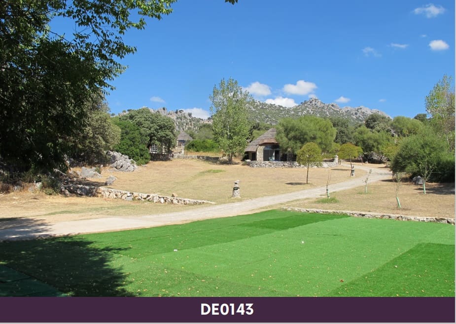 20 soveværelse Guesthouse/B & B til salg i Benaocaz med swimmingpool - € 2.000.000 (Ref: 7822504)