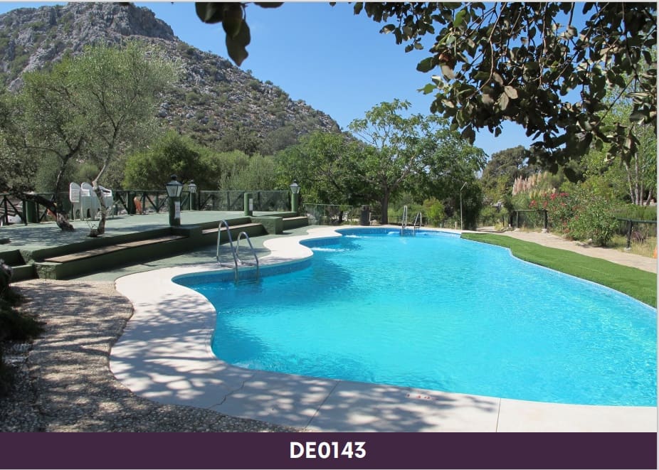 20 soveværelse Guesthouse/B & B til salg i Benaocaz med swimmingpool - € 2.000.000 (Ref: 7822504)