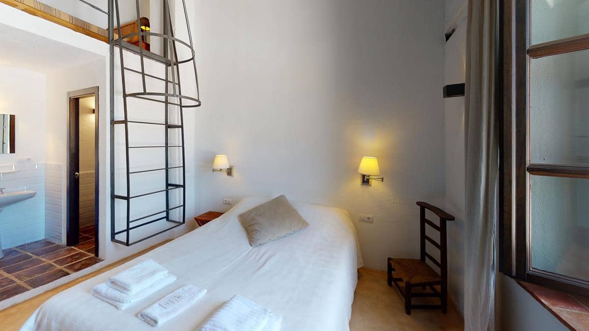 13 soveværelse Hotel til salg i Constantina - € 1.650.000 (Ref: 8314790)