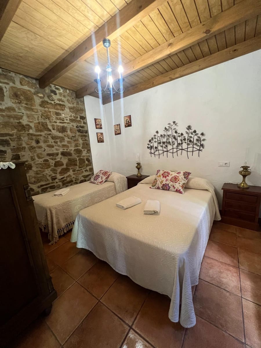 5 soveværelse Finca/Landehus til salg i Marchenilla - € 880.000 (Ref: 8460581)