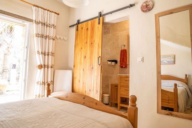 4 soveværelse Villa til salg i San Pablo de Buceite, Jimena de la Frontera - € 650.000 (Ref: 8954888)