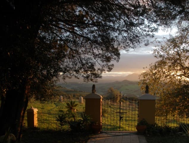 Finca/Landehus til salg i Jimena de la Frontera - € 4.100.000 (Ref: 8973320)