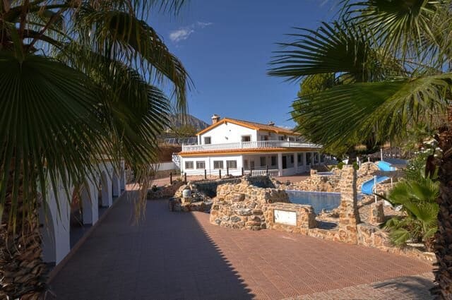 9 soverom Finca/Herregård til salgs i Velez-Rubio med svømmebasseng garasje - € 1 500 000 (Ref: 9852202)