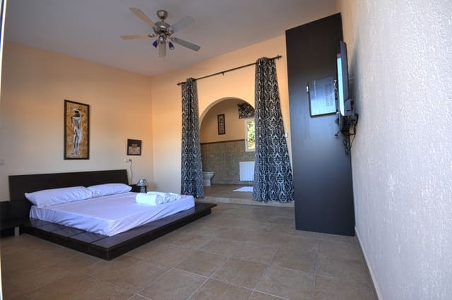 9 slaapkamer Finca/Landhuis te koop in Vélez-Rubio met zwembad garage - € 1.500.000 (Ref: 9852202)